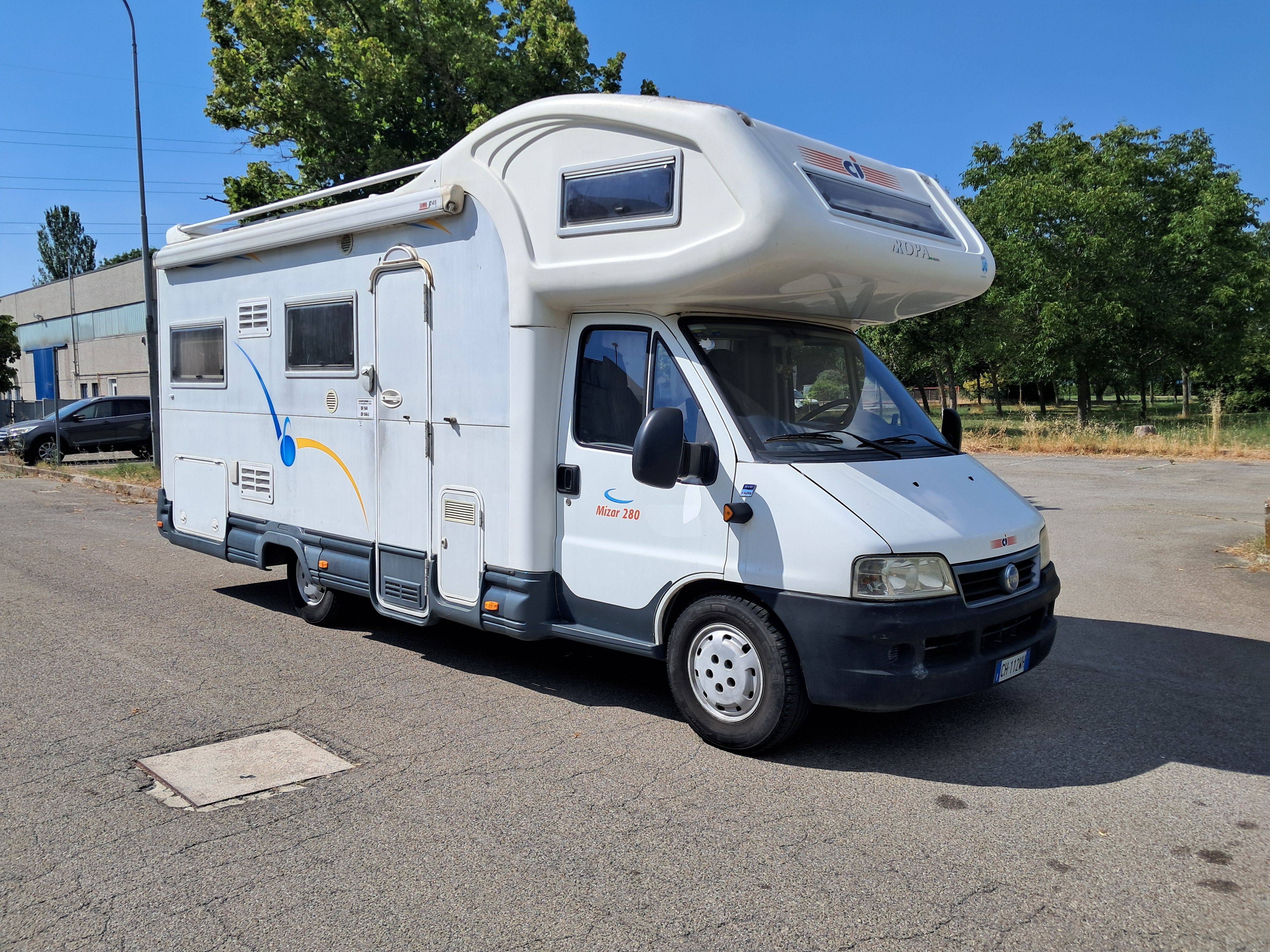Foto Ci International Mizar 280